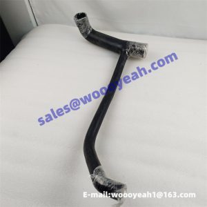 228303068 XS123S.5.2-2 engine water onlet hose for XCMG XS122