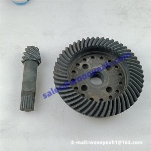 275301431 WA2120.4-17  WA2120.4-14 spiral bevel gear for XCMG XS123
