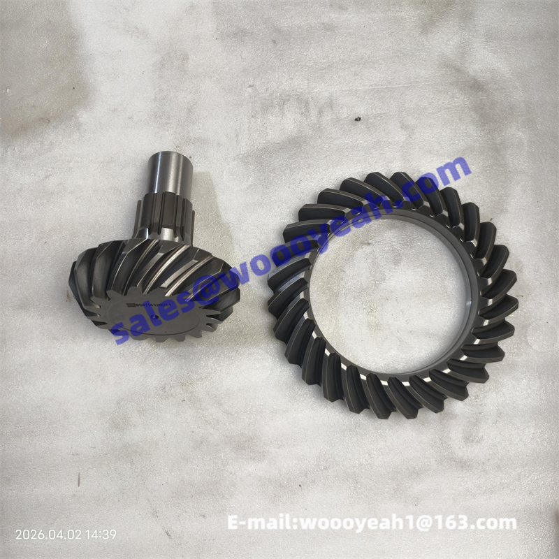 AK990.14.32.012 crown and pinion
